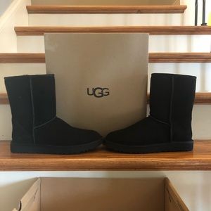 Brand new with box black Classic short UGG size 11
